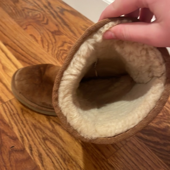 UGG boots - Picture 7 of 9
